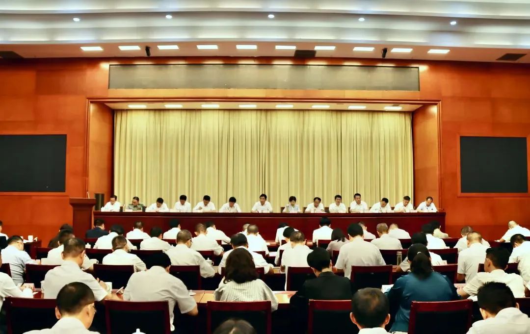 （转载）​临沧市召开庆祝第40个教师节大会 坚持教育优先发展 办好人民满意的教育 加快构建具有临沧特色的边疆教育体系