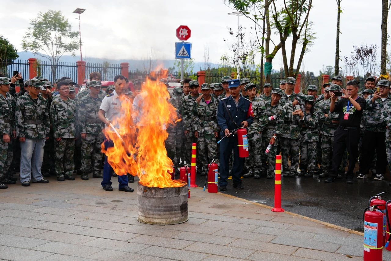 beat365唯一官方网站“开学第一课” 开讲啦