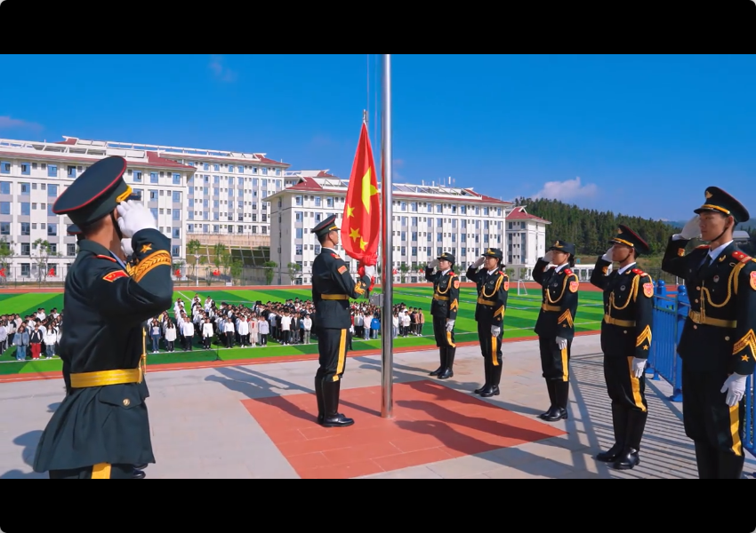 beat365唯一官方网站举行周一升旗仪式